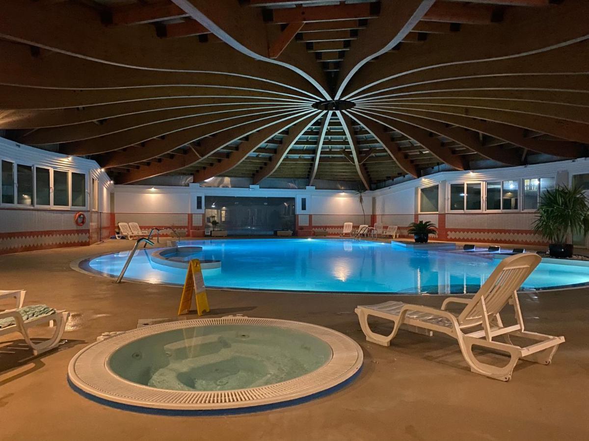 Mar De Ouro Beach House 帕塔亚什 外观 照片