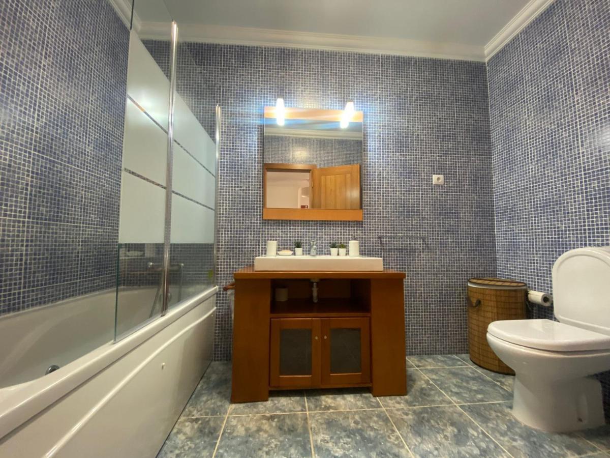 Mar De Ouro Beach House 帕塔亚什 外观 照片